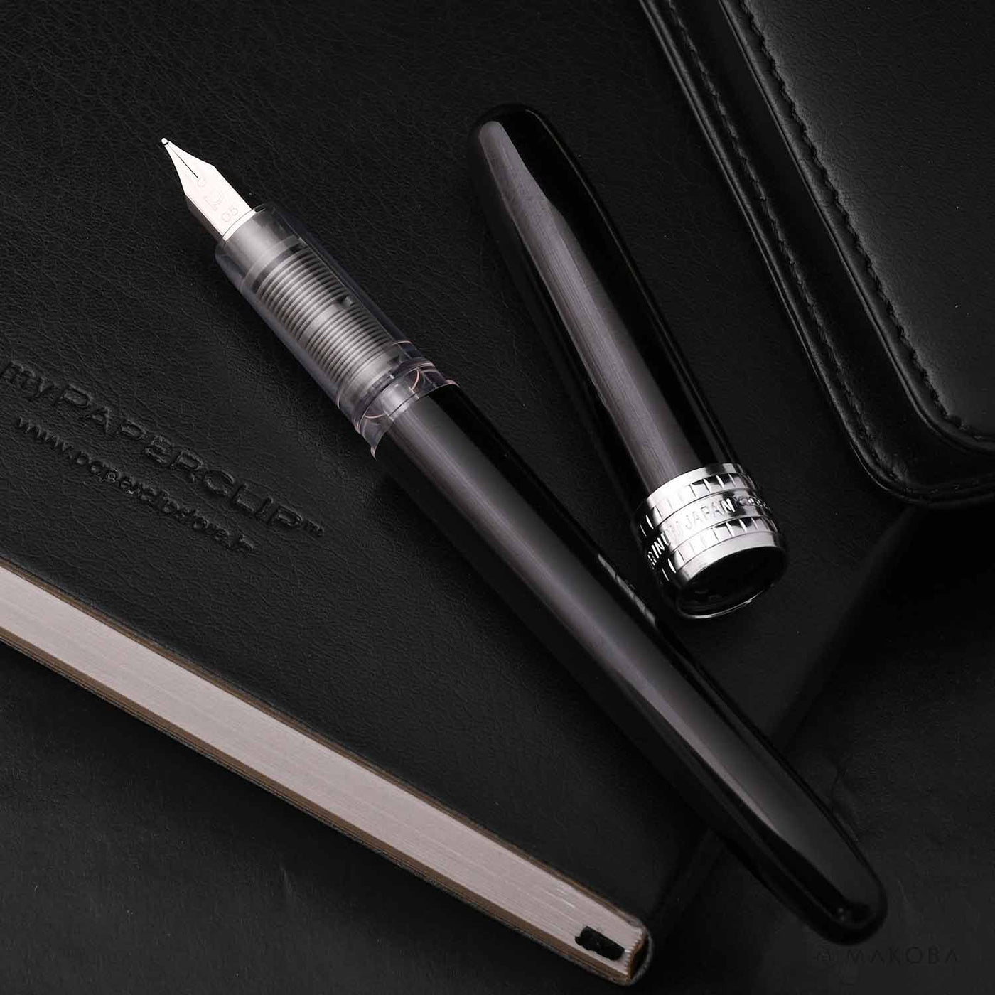 Platinum Gift Set - Plaisir Black Fountain Pen + myPAPERCLIP Black Notebook + myPAPERCLIP Black Card Holder Wallet 2