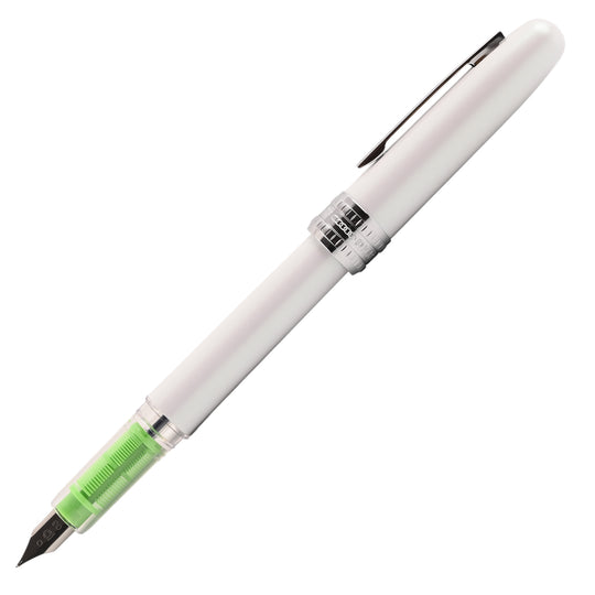 Platinum Plaisir Aura Fountain Pen - Healing Green