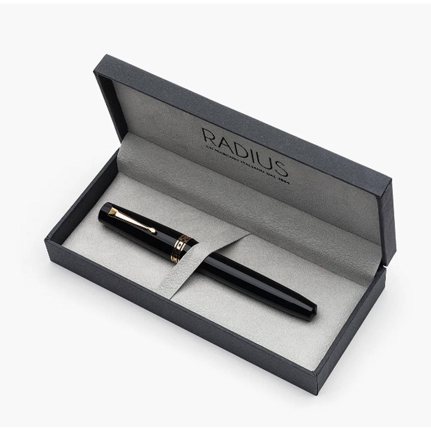 Speed Radium Pens Radius 1934 Settimo Fountain Pen - Matte Black GT – Makoba