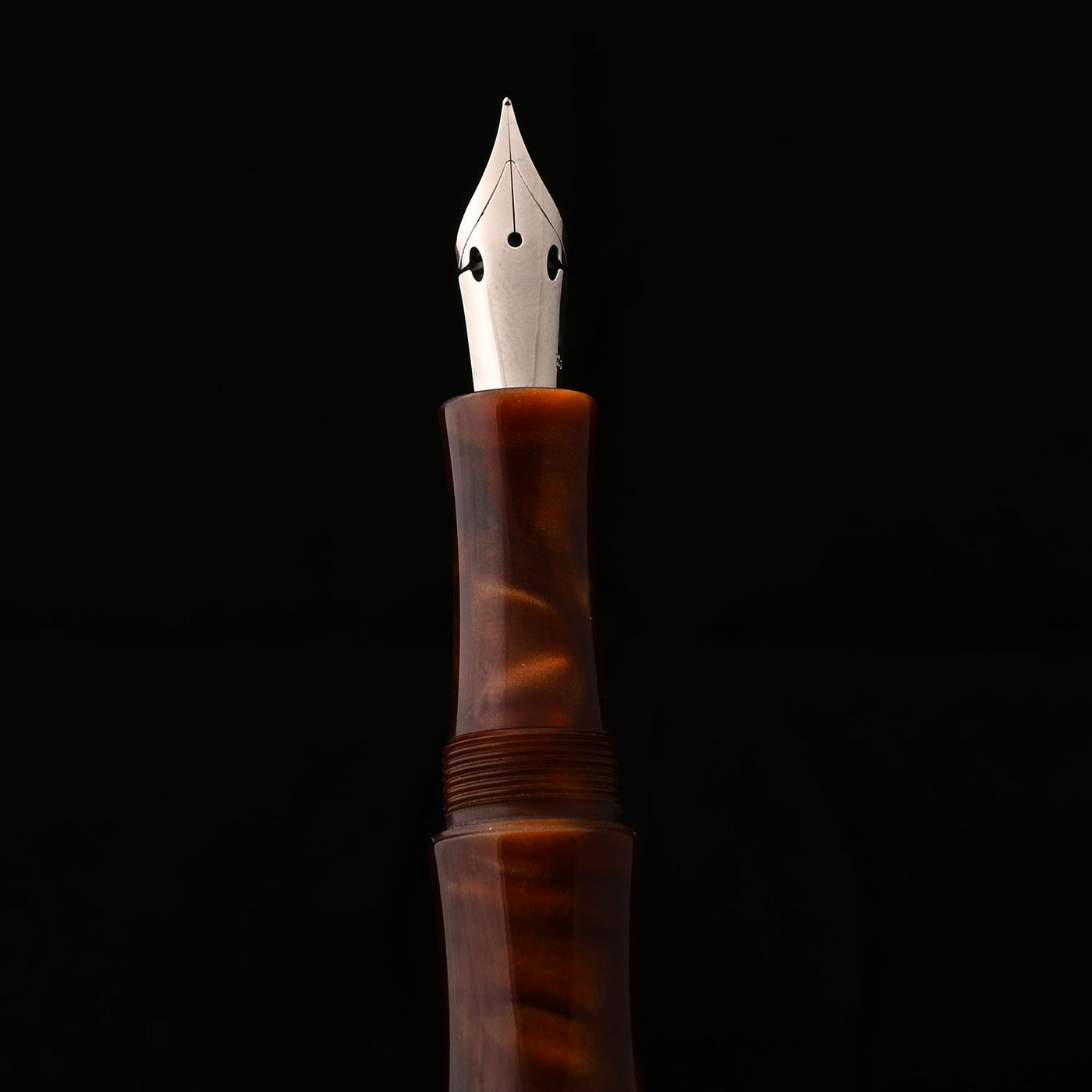 Ranga Regular Bamboo Acrylic Fountain Pen - Chestnut 10