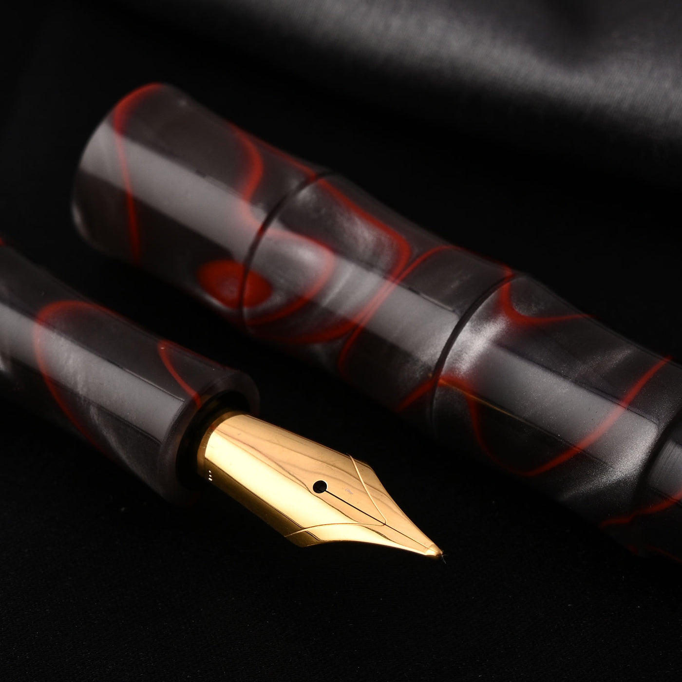 Ranga Regular Bamboo Premium Acrylic Fountain Pen - Scarlet Pewter 8