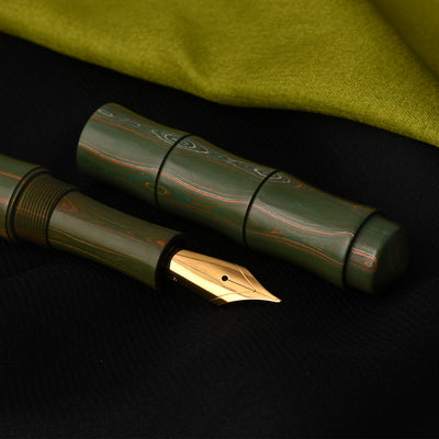 Ranga Regular Bamboo Premium Ebonite Fountain Pen Green/White/Orange Woodgrain 7