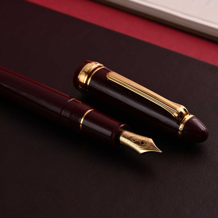 Sailor 1911S 21K Gold Maroon GT Fountain Pen | Shop Online