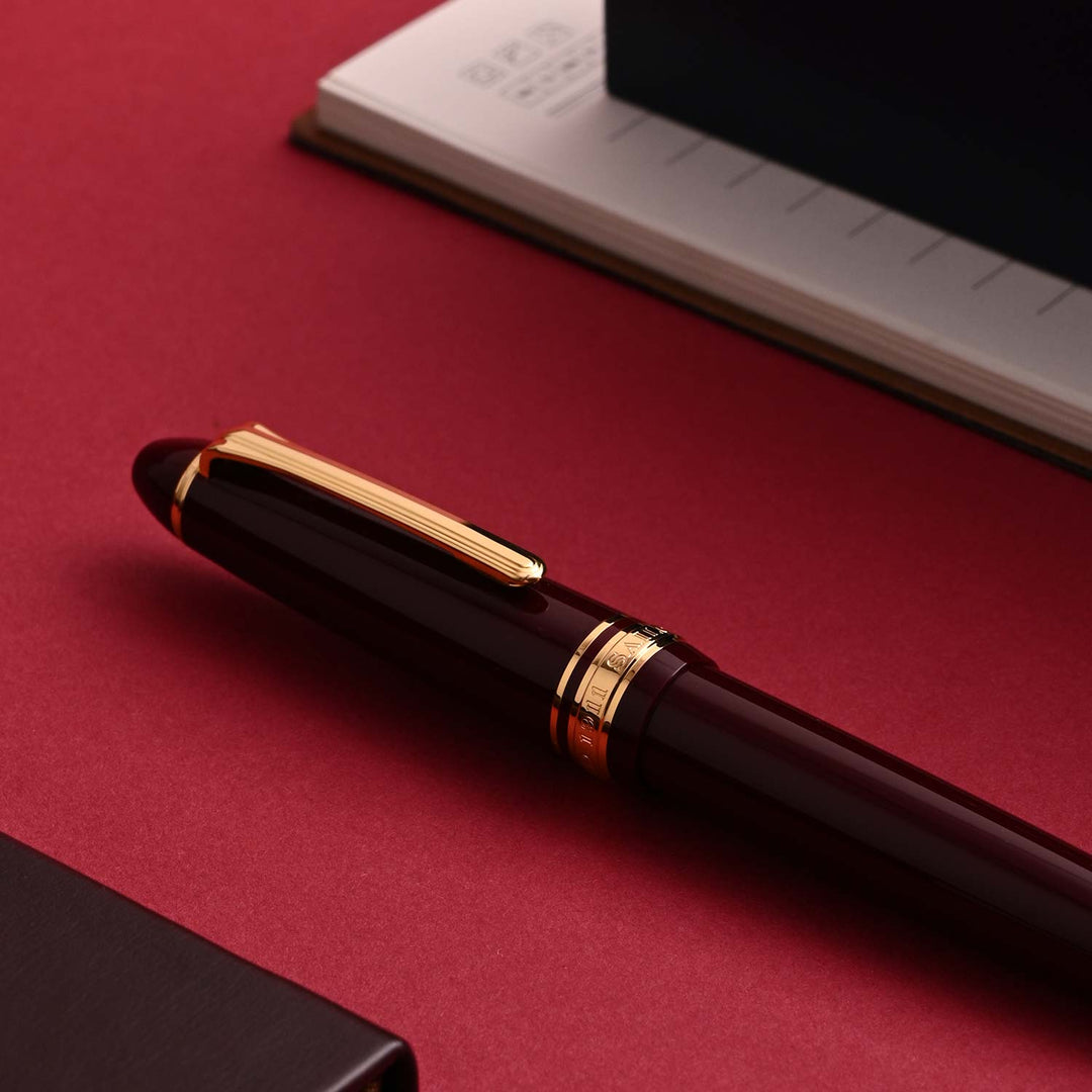 Sailor 1911S 21K Gold Maroon GT Fountain Pen | Shop Online