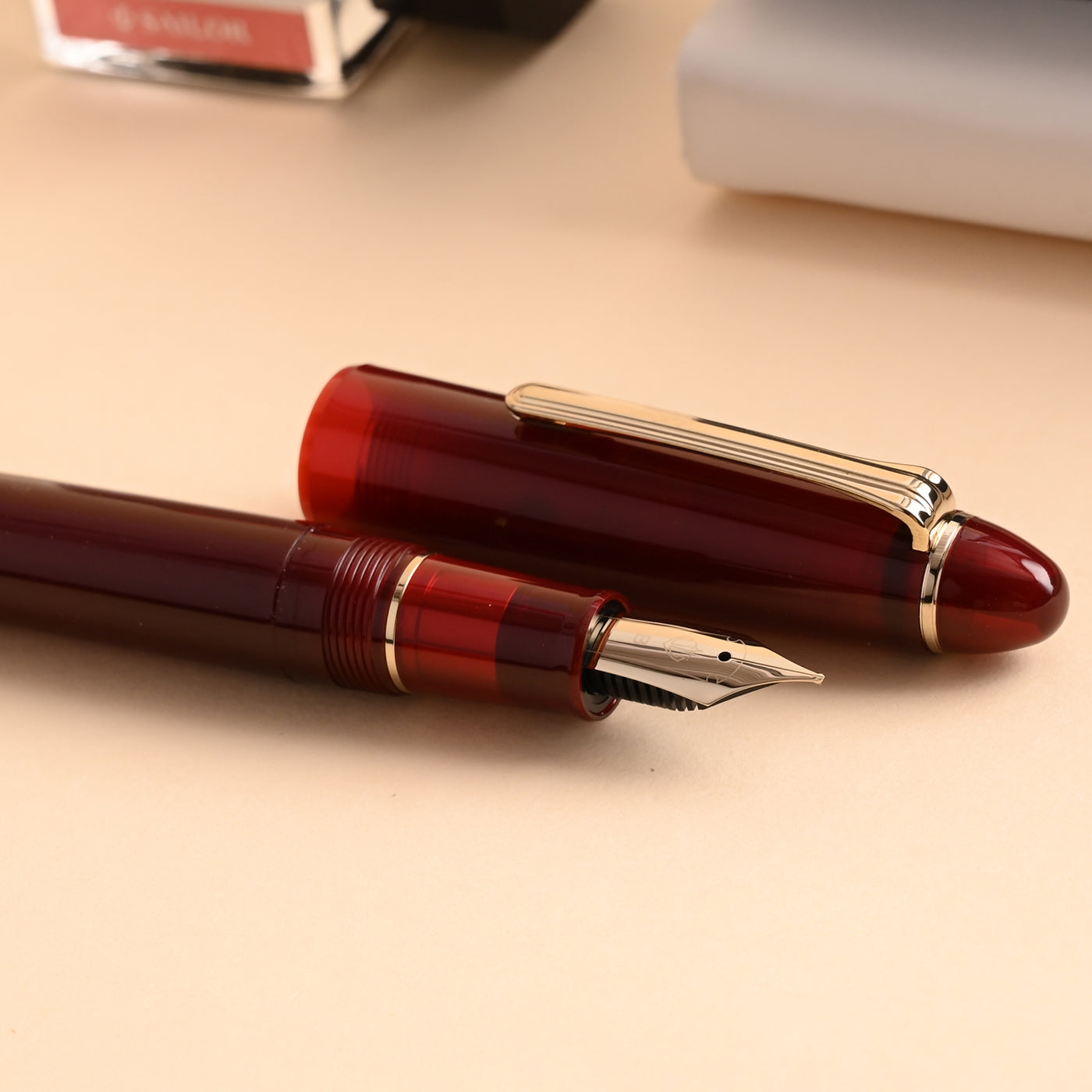 Sailor 1911L Casual Muted Fountain Pen - Red GT 8