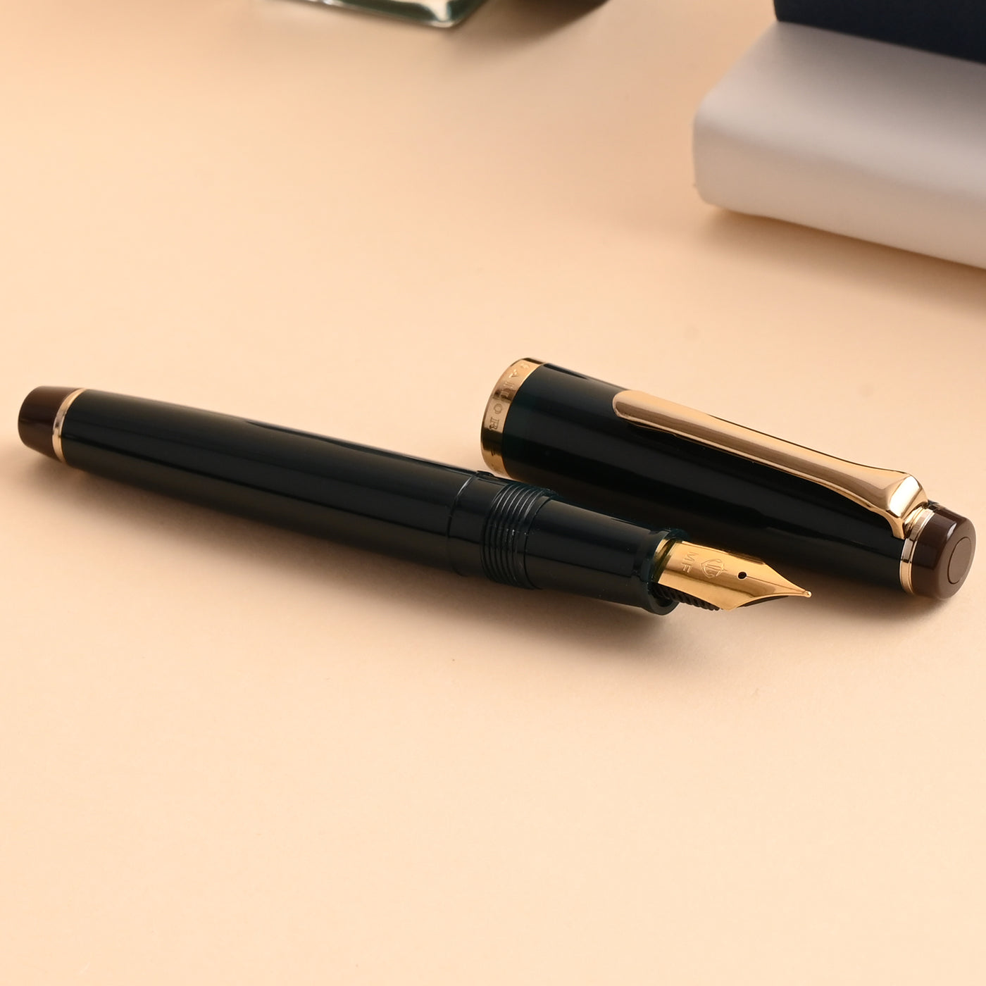 Sailor Lecoule Fountain Pen - Teal Green 8