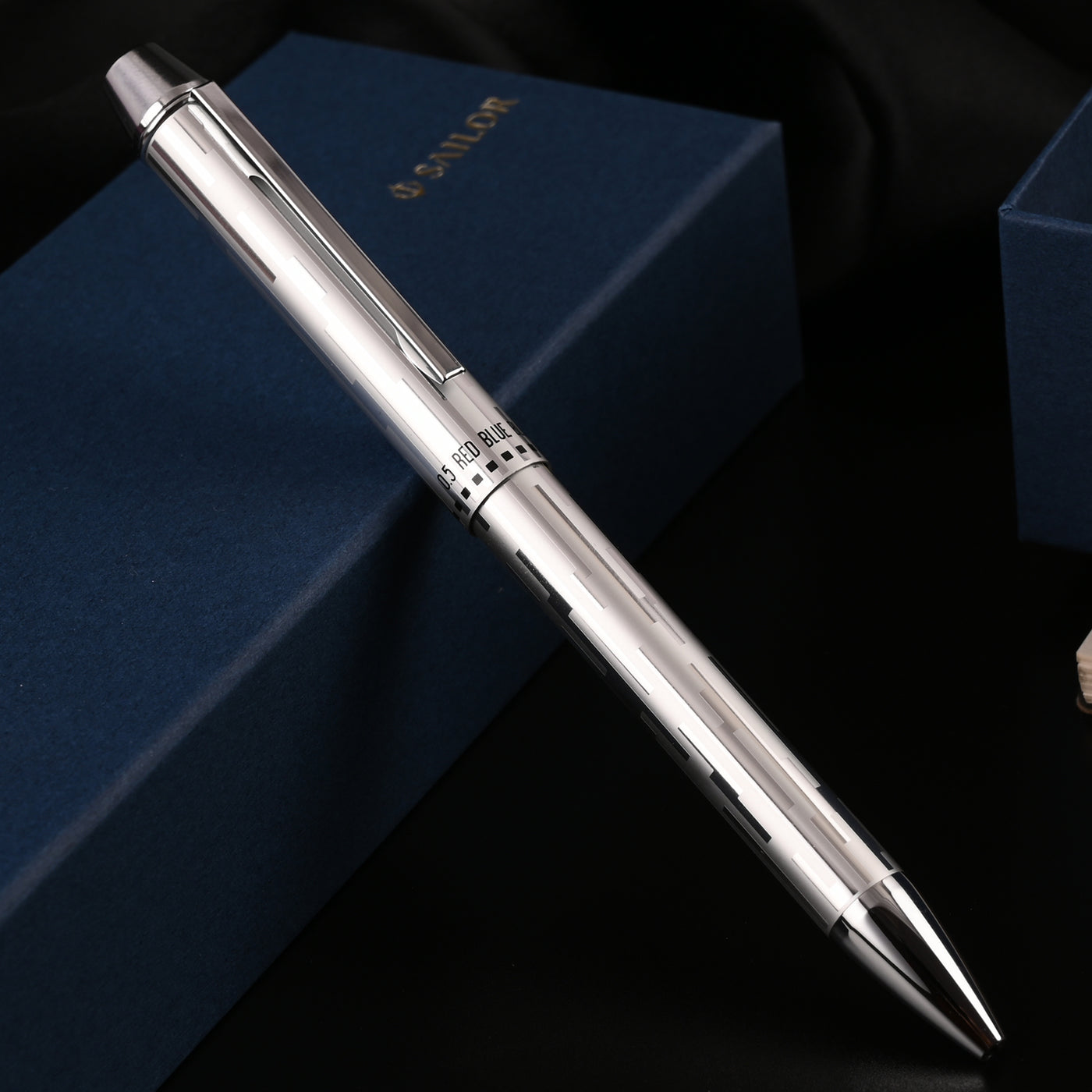 Sailor Metalino 4 Multifunction Pen - Metalic Silver CT 7