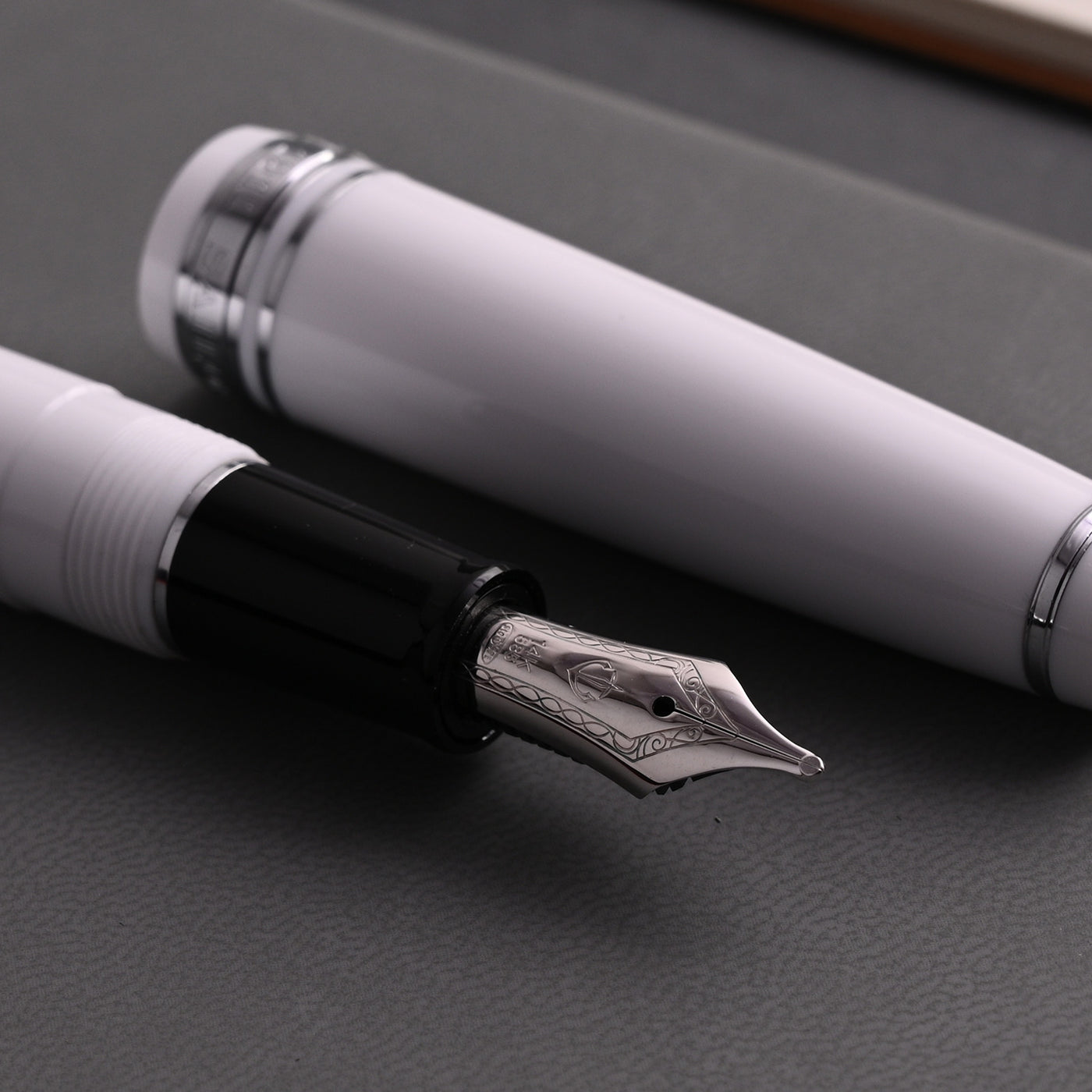 Sailor Professional Gear Slim Fountain Pen White CT 8