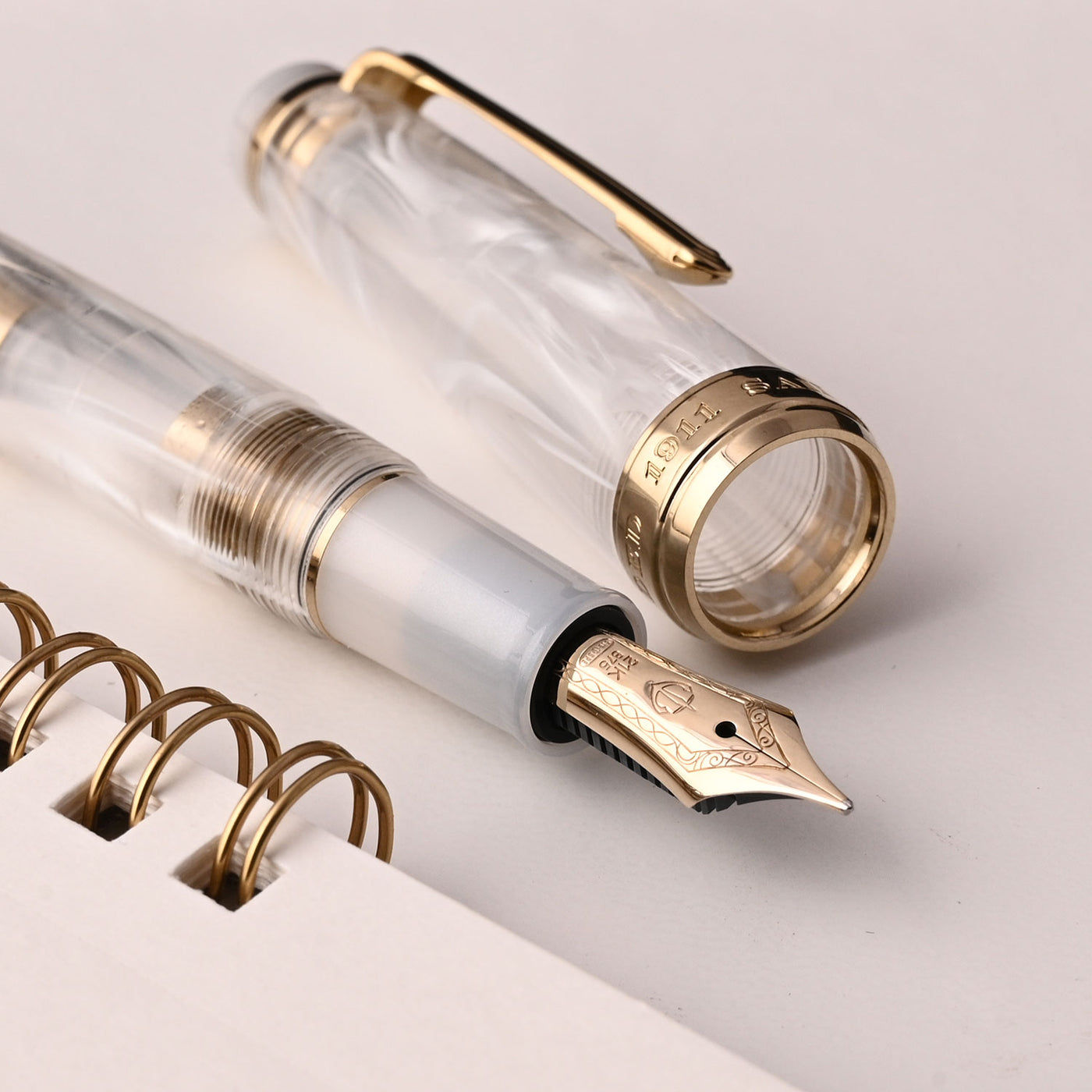 Sailor Professional Gear Slim Veilio Fountain Pen Pearl White GT (Limited Production) 10