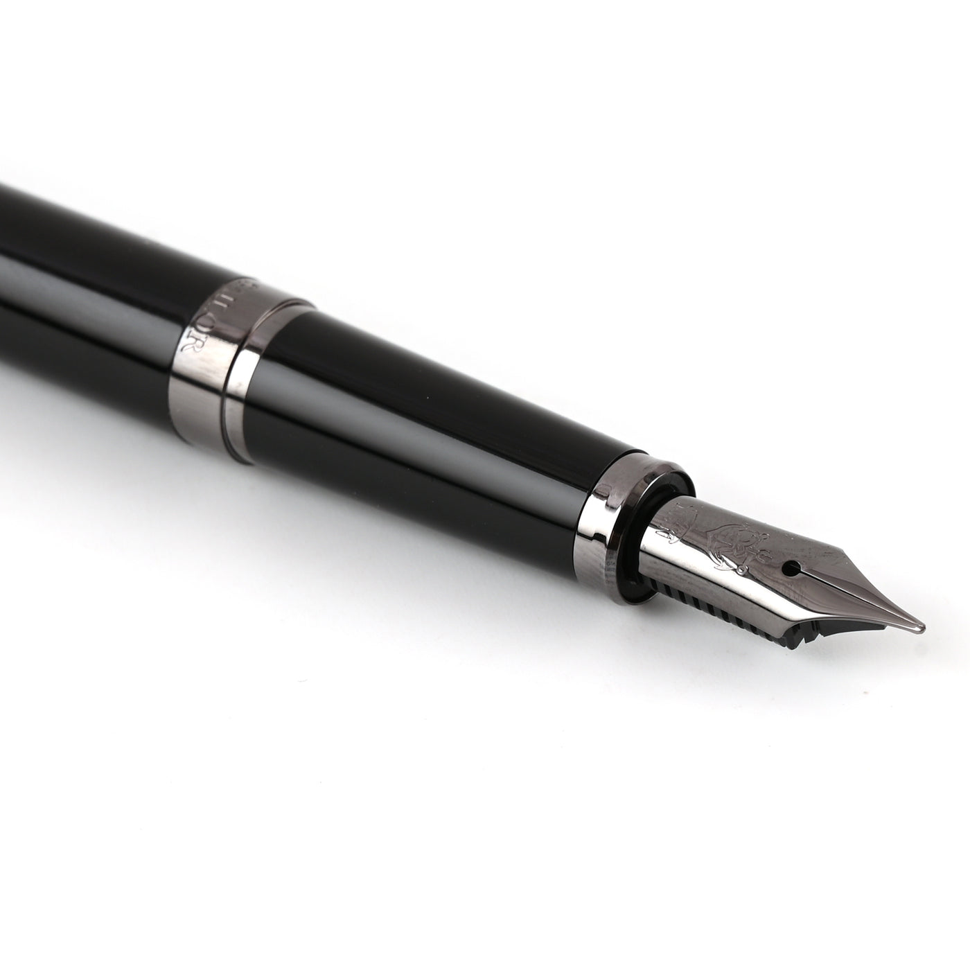 Sailor Reglus Fountain Pen - Black RT 4