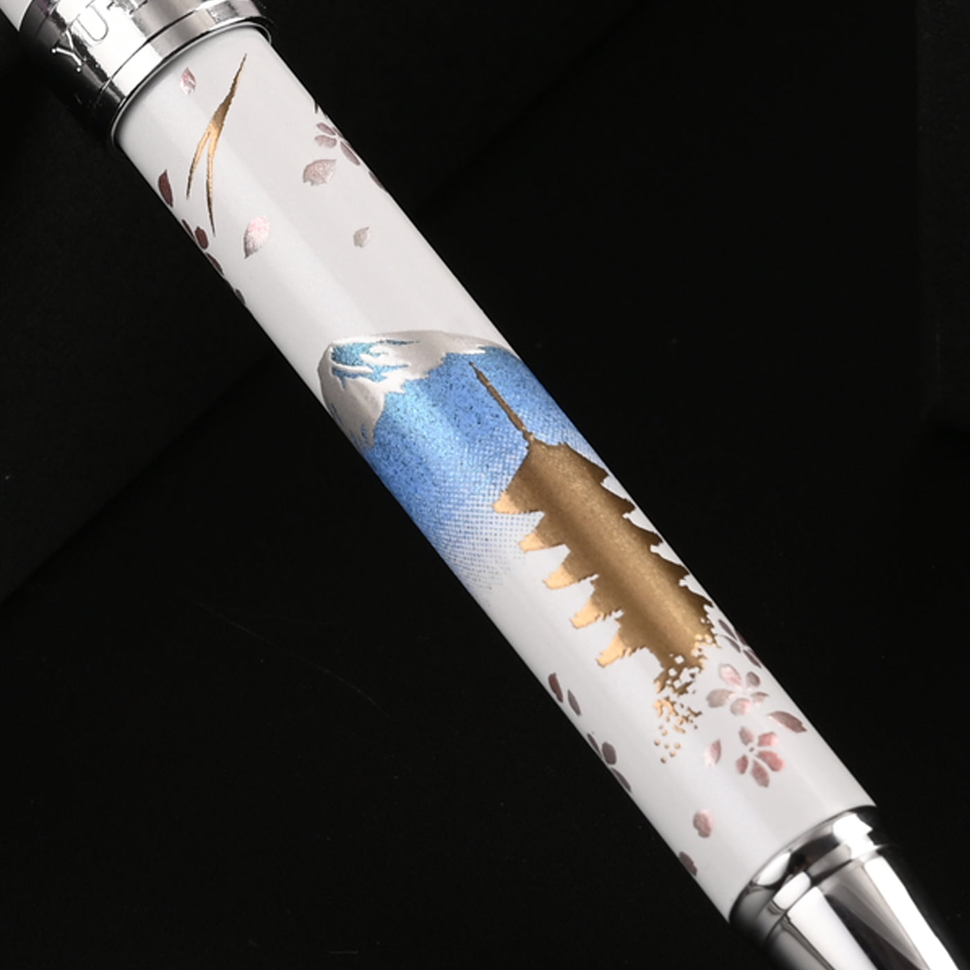 Sailor Yubi Maki-e Fuji Spring Multifunction Pen - White CT 8
