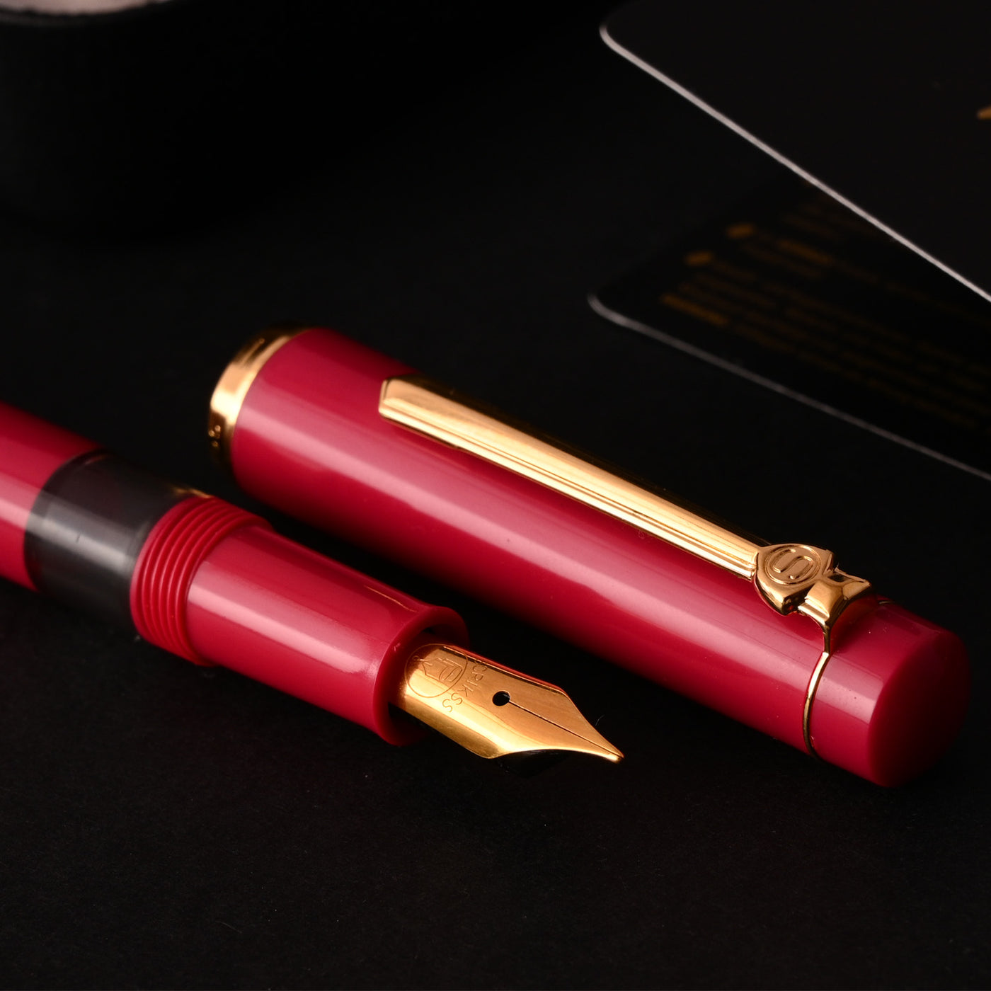 Scrikss 419 Fountain Pen - Magenta GT 8