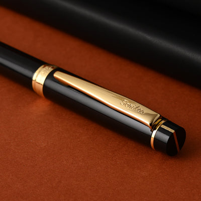 Scrikss Honour 38 Fountain Pen - Black GT 10