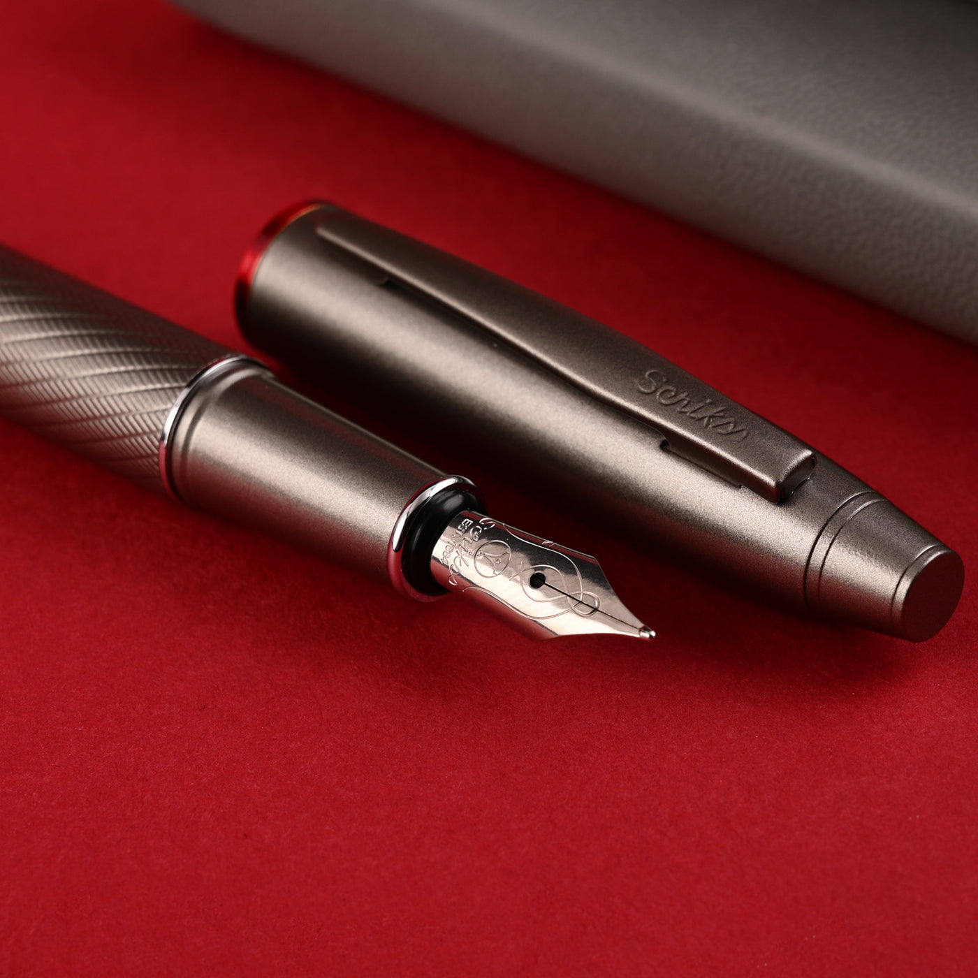 Scrikss Noble 35 Fountain Pen - Titanium PVD 10