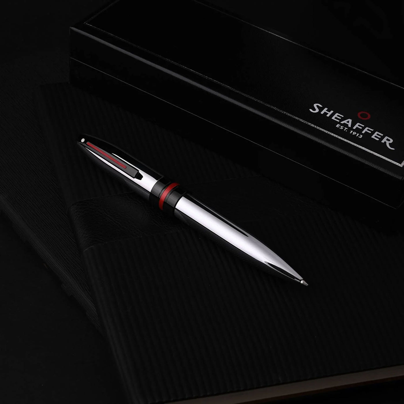 Sheaffer Icon Ball Pen - Chrome PVD 5