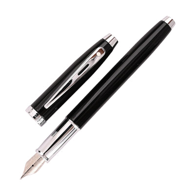 Sheaffer 100 Fountain Pen - Glossy Black CT 1