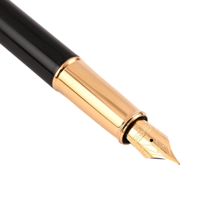 Sheaffer 100 Fountain Pen - Glossy Black GT 4