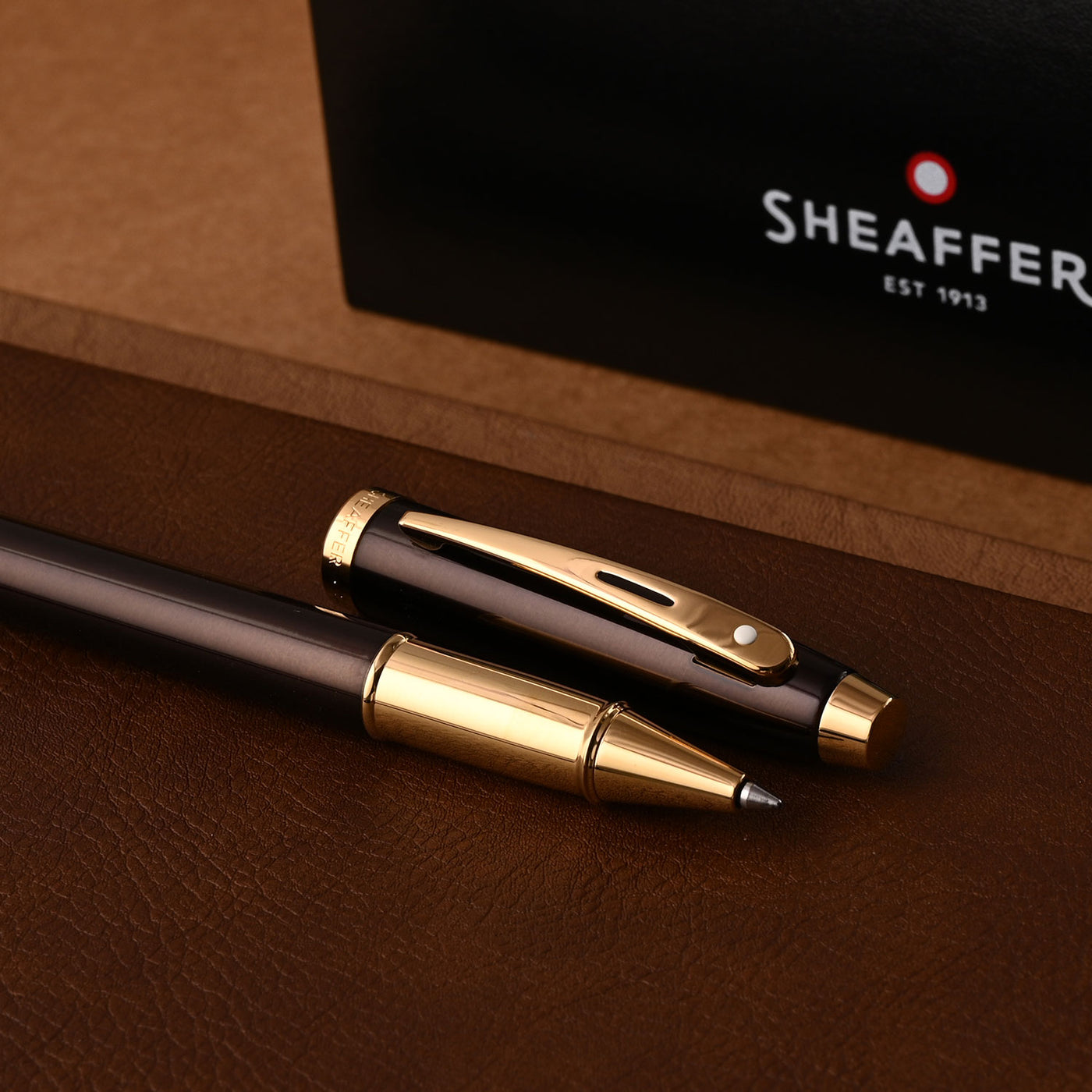 Sheaffer 100 Glossy Coffee Brown Gold Trim Fountain Pen