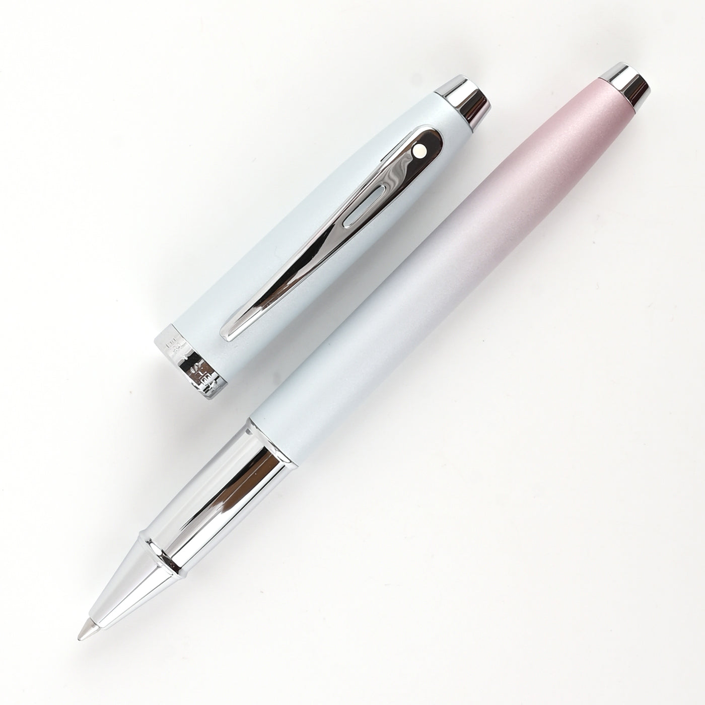 Sheaffer Expressions 100 Roller Ball Pen - Blue & Pink Pearlised Gradient CT 2