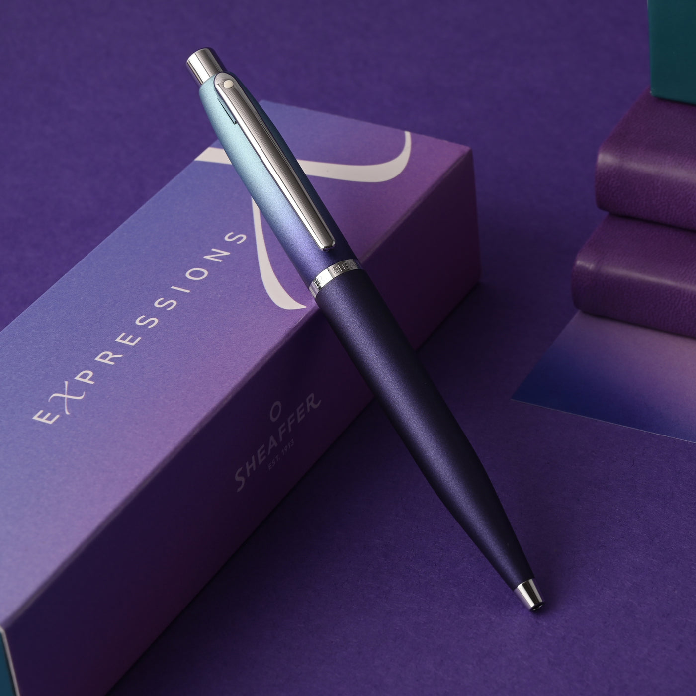 Sheaffer Expressions VFM Ball Pen - Blue & Purple Pearlised Gradient CT 8