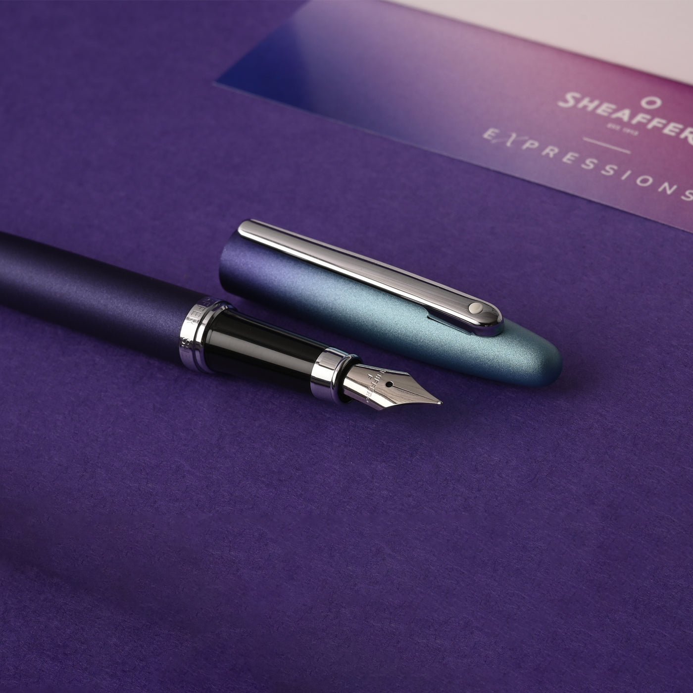 Sheaffer Expressions VFM Fountain Pen - Blue & Purple Pearlised Gradient CT 10