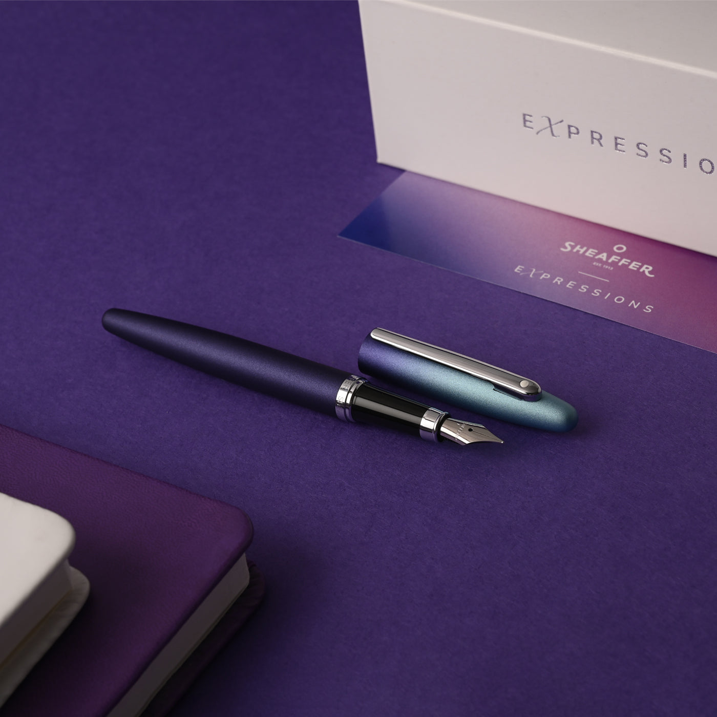 Sheaffer Expressions VFM Fountain Pen - Blue & Purple Pearlised Gradient CT 9