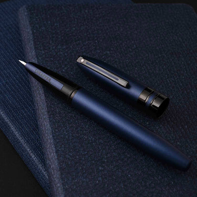 Sheaffer Icon Fountain Pen - Metallic Blue PVD 7