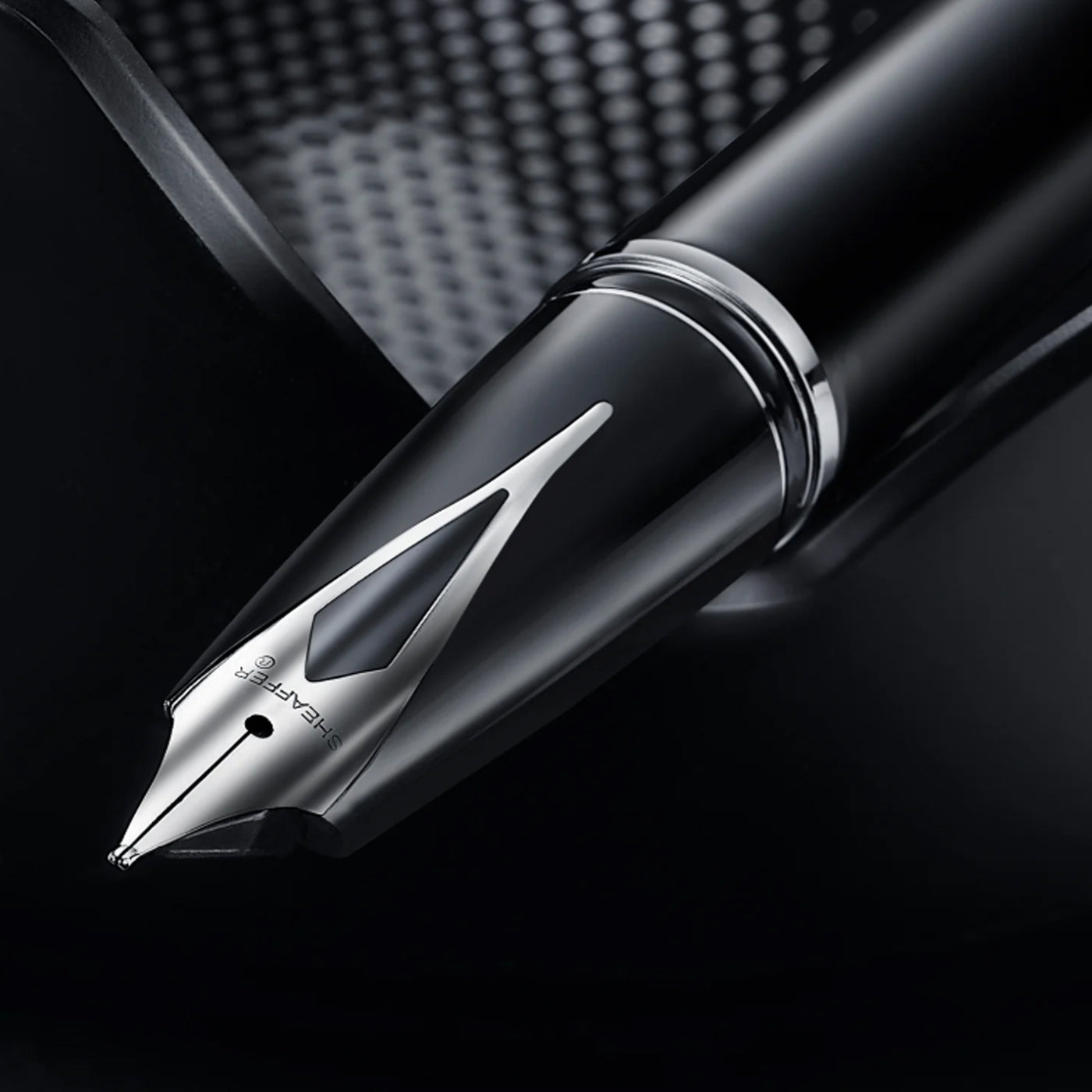 Sheaffer Legacy Fountain Pen - Glossy Black CT