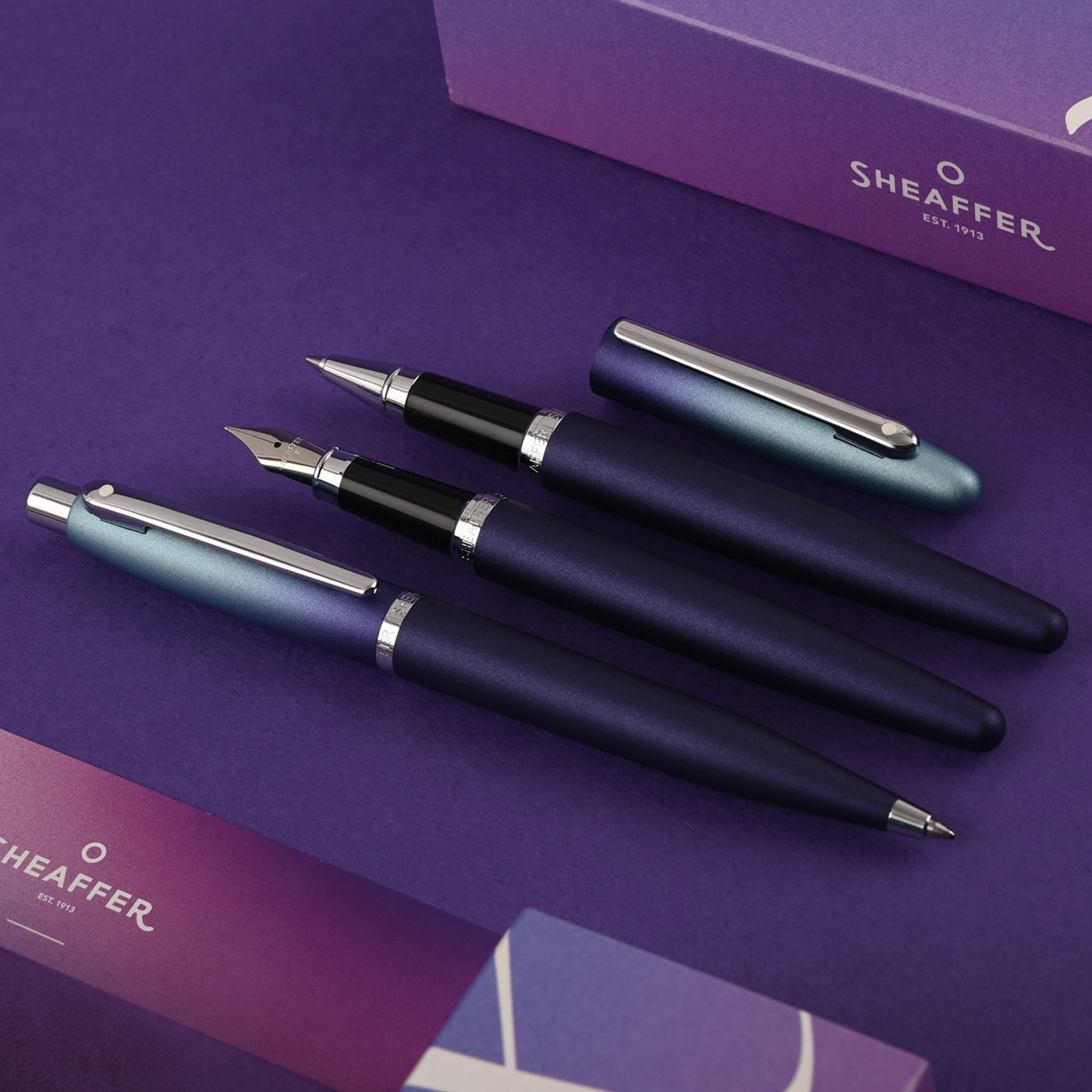 Sheaffer Expressions VFM Ball Pen - Blue & Purple Pearlised Gradient CT 9