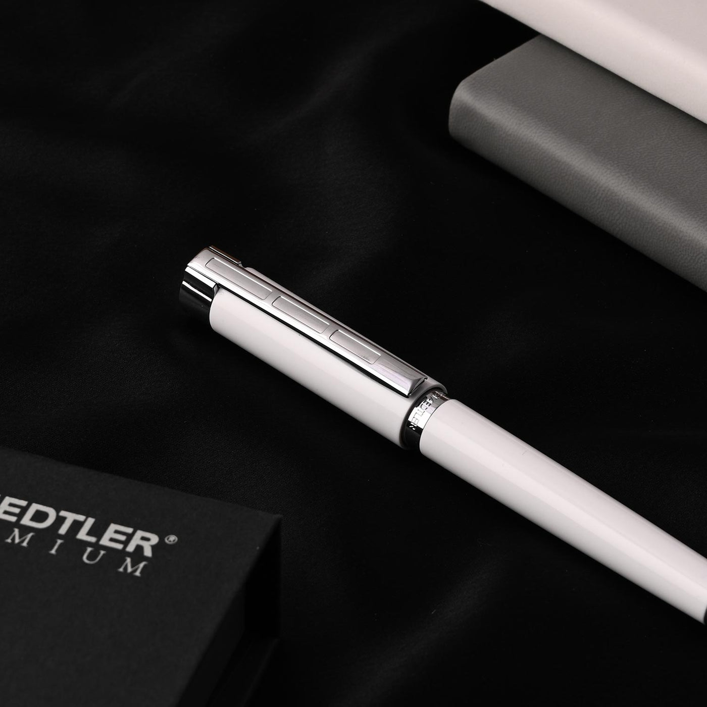 Staedtler Premium Resina Fountain Pen - White CT