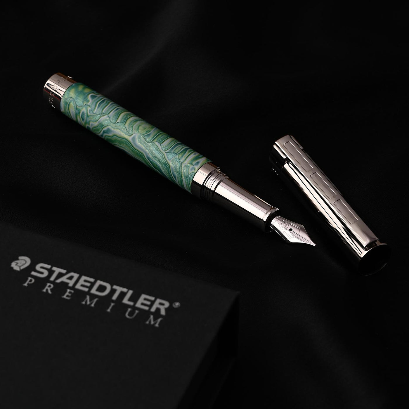 Staedtler Rave Staedtler Premium Pen of the Season Fountain Pen - Green CT (Limited E ...