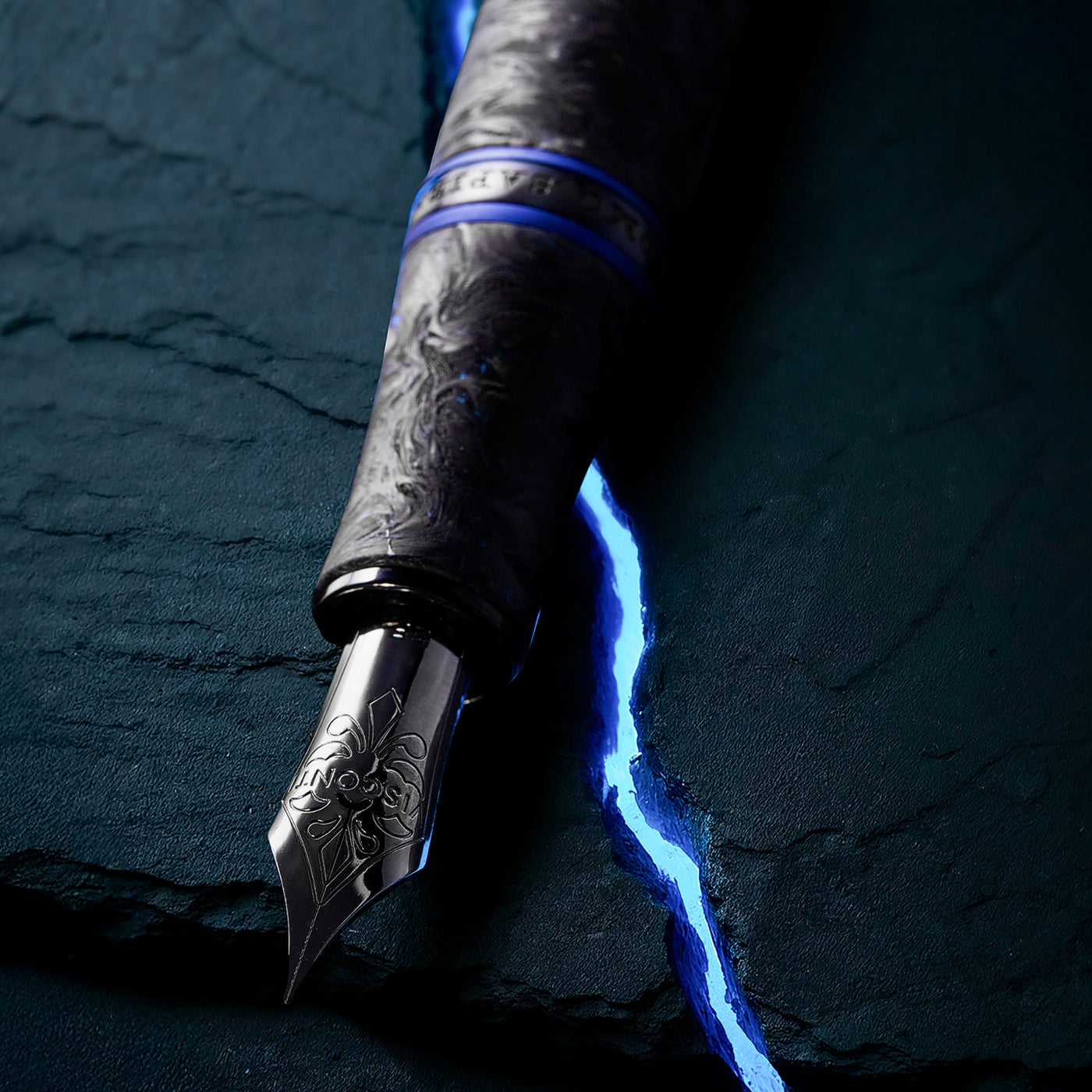Visconti Homo Sapiens Fountain Pen - Carbon Abyssus (Limited Edition)