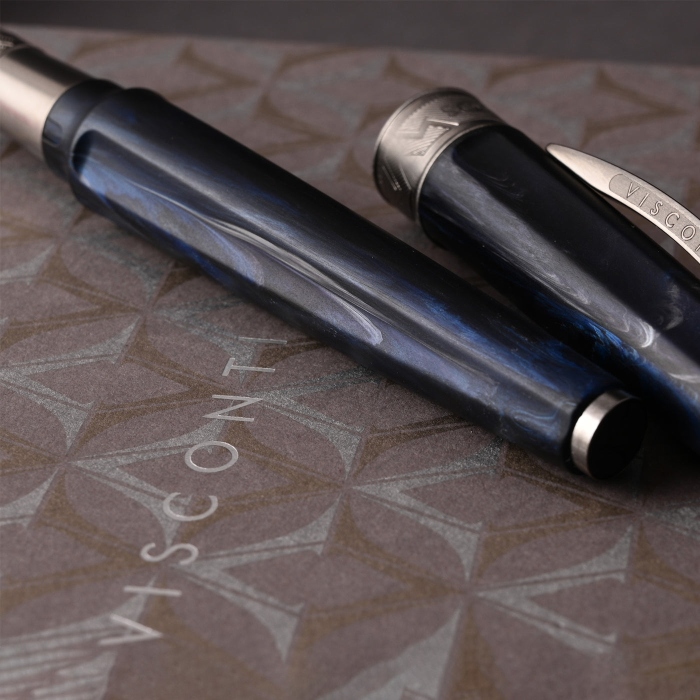 Visconti Mirage Mythos Fountain Pen - Poseidon RT 12