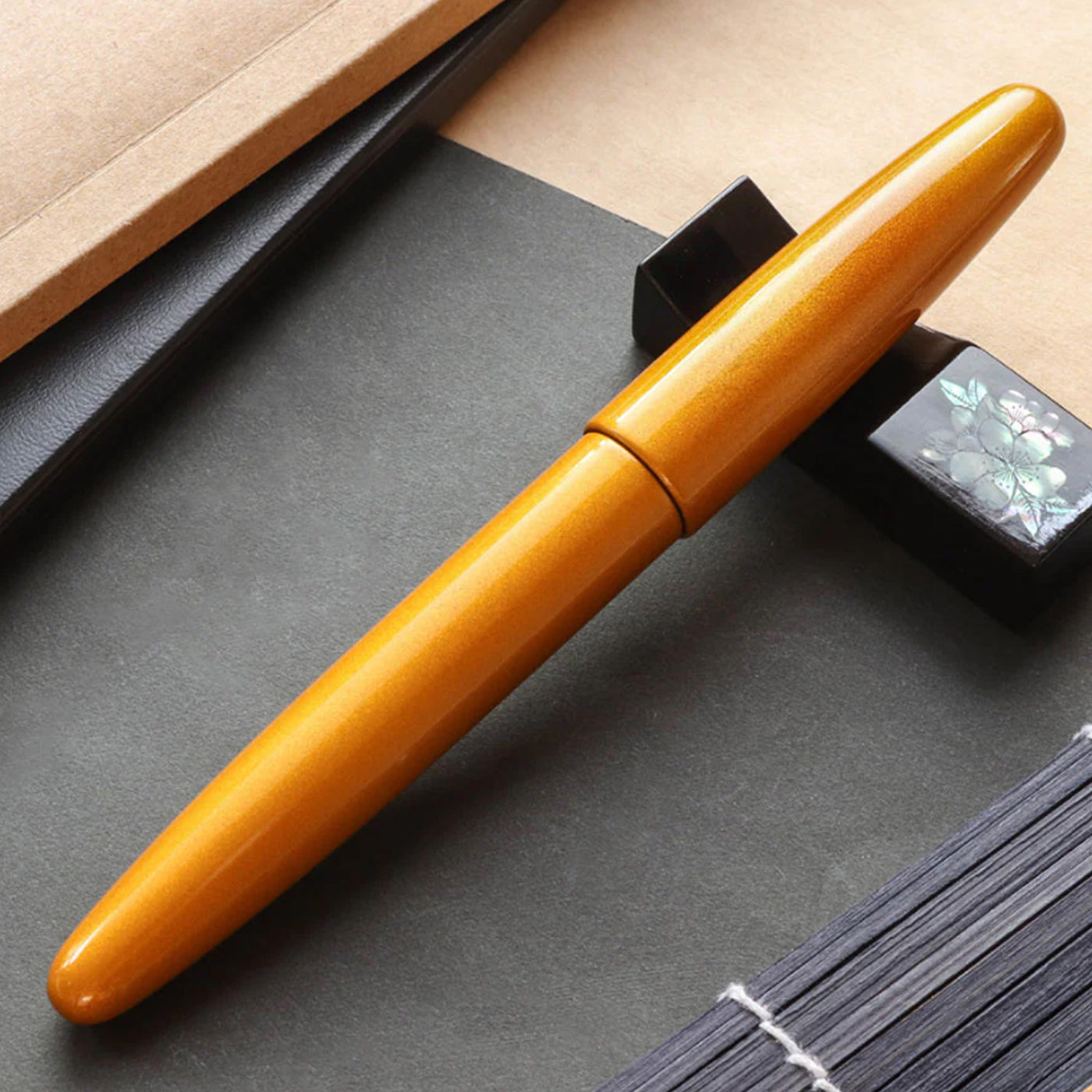 Wancher Dream Aizu Urushi Metallic Nashiji Fountain Pen - Yellow 7