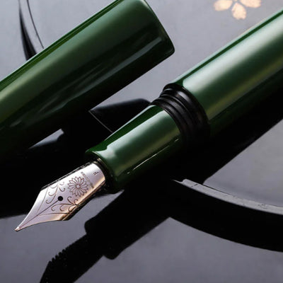 Wancher Dream True Urushi Fountain Pen - Green GT 2