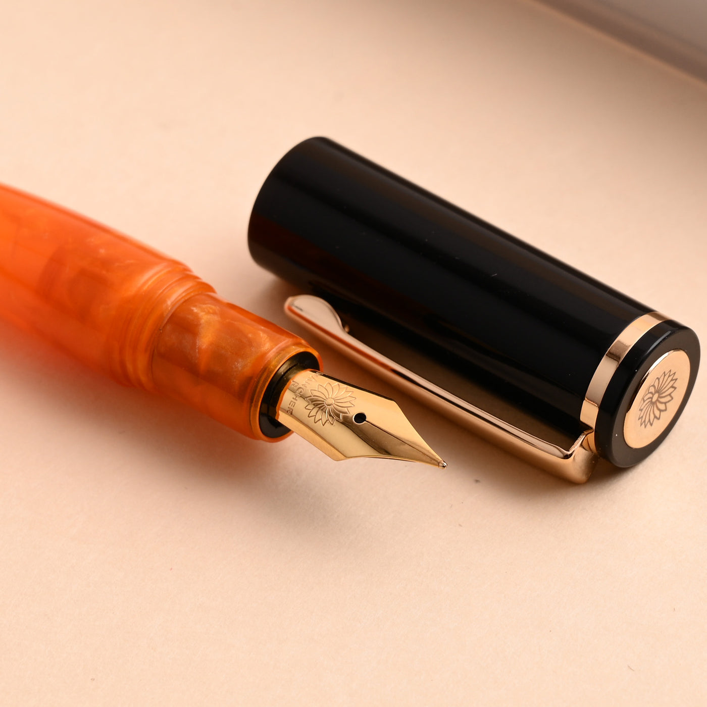 Wancher PuChiCo Fountain Pen - Black Chocolate Orange GT 3