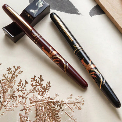 Wancher x Kuretake Kindai Maki-e Zuichou Houou Fountain Pen - Black GT 2