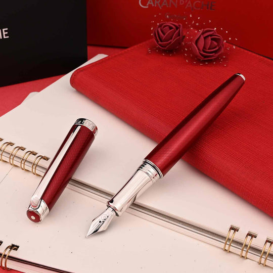 Caran d'Ache Leman Fountain Pen - Rouge Carmin
