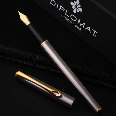 Diplomat Traveller Fountain Pen - Stainless Steel 6