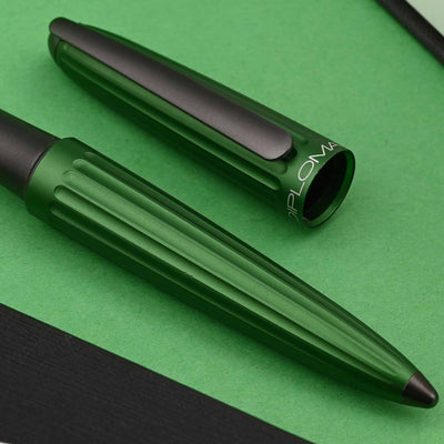 Diplomat Aero Fountain Pen - Green 2