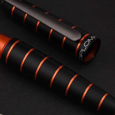 Diplomat Elox Fountain Pen - Ring Black/Orange 10