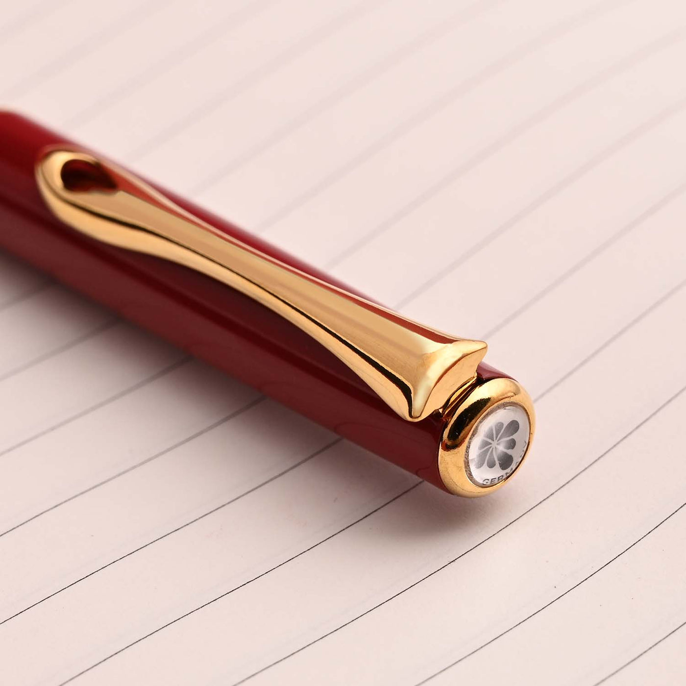 Diplomat Traveller Ball Pen Dark Red GT 8