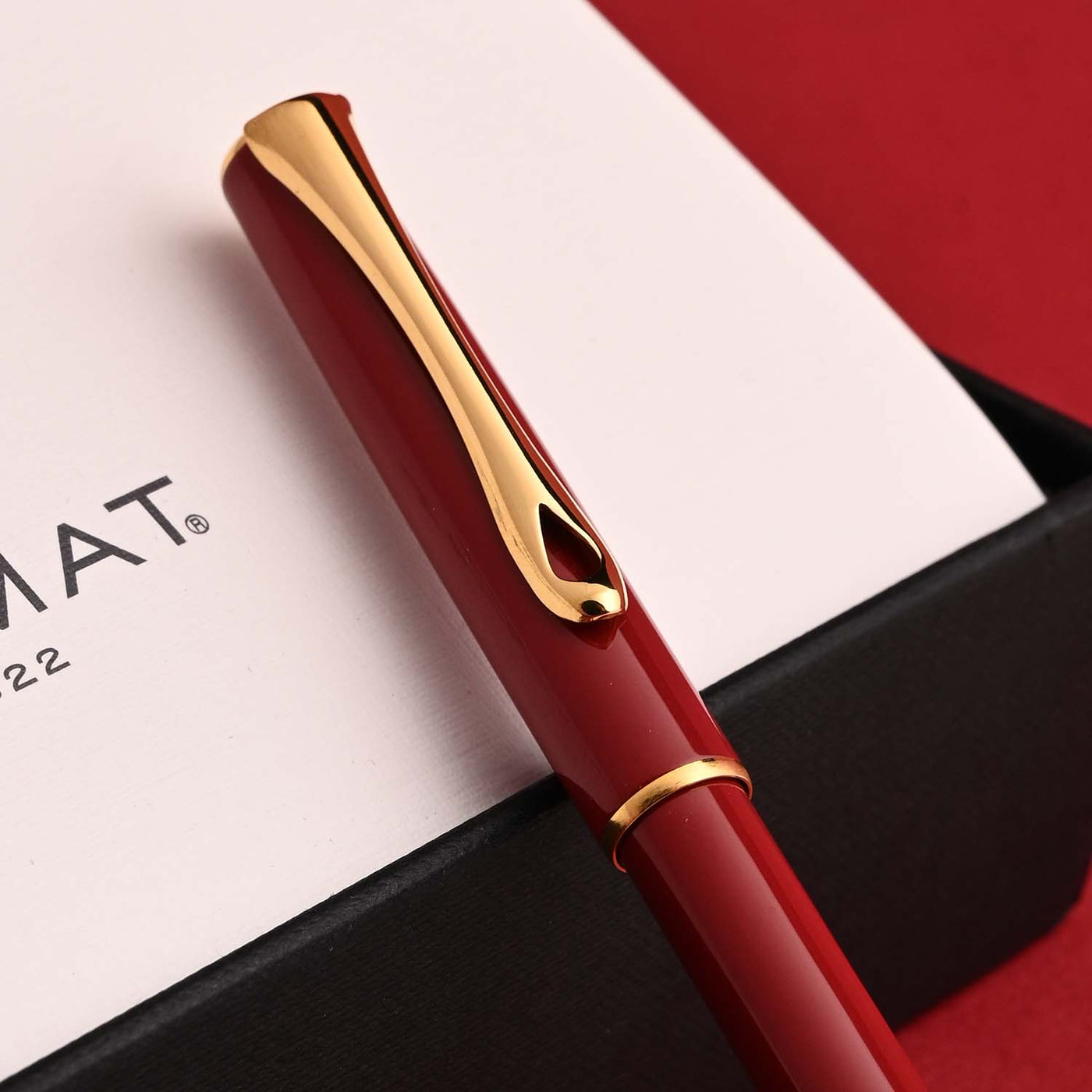 Diplomat Traveller Ball Pen Dark Red GT 9