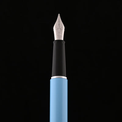 Diplomat Traveller Fountain Pen - Lumi Light Blue 5
