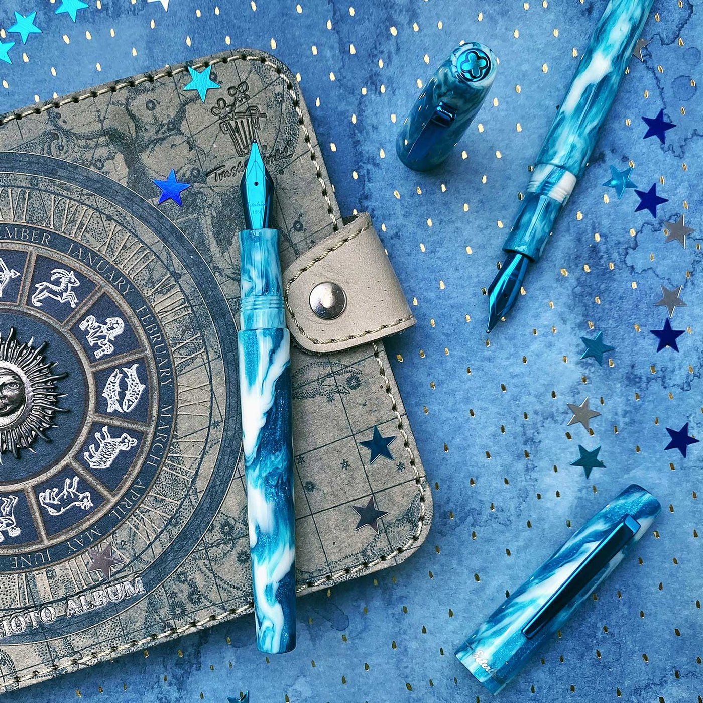 Esterbrook Camden Northern Lights Fountain Pen - Manitoba Blue (Limited Edition) 3