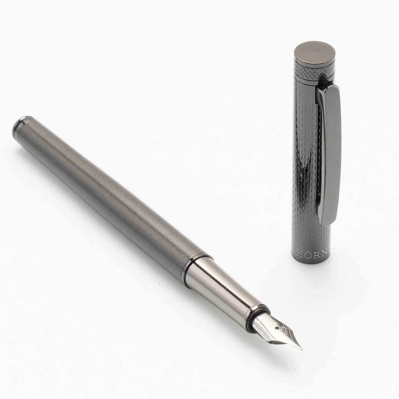 Horner Levio Fountain Pen Gunmetal Grey - Steel Nib 2