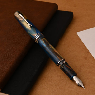 Leonardo MZ Grande 2.0 Fountain Pen - Stardust CT (Special Edition) 8