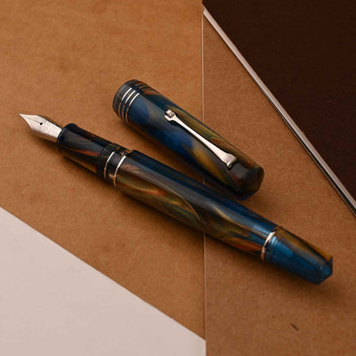 Leonardo MZ Grande 2.0 Fountain Pen - Stardust CT (Special Edition) 9