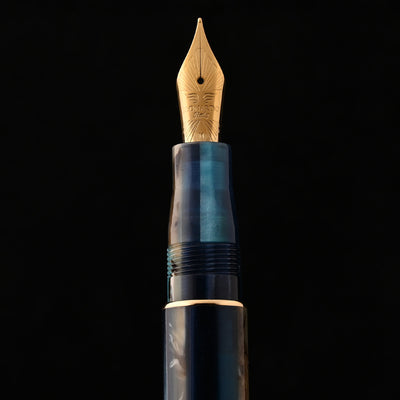 Leonardo Momento Zero Fountain Pen - Blue Hawaii GT 10