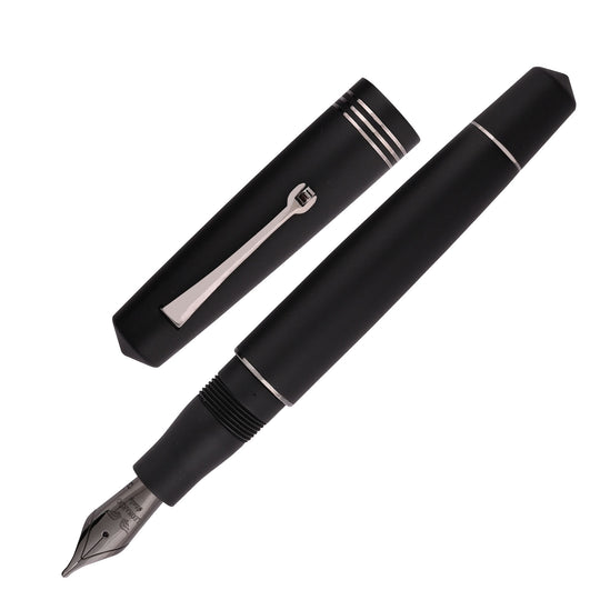 Leonardo Momento Zero Fountain Pen - Matte Black RT